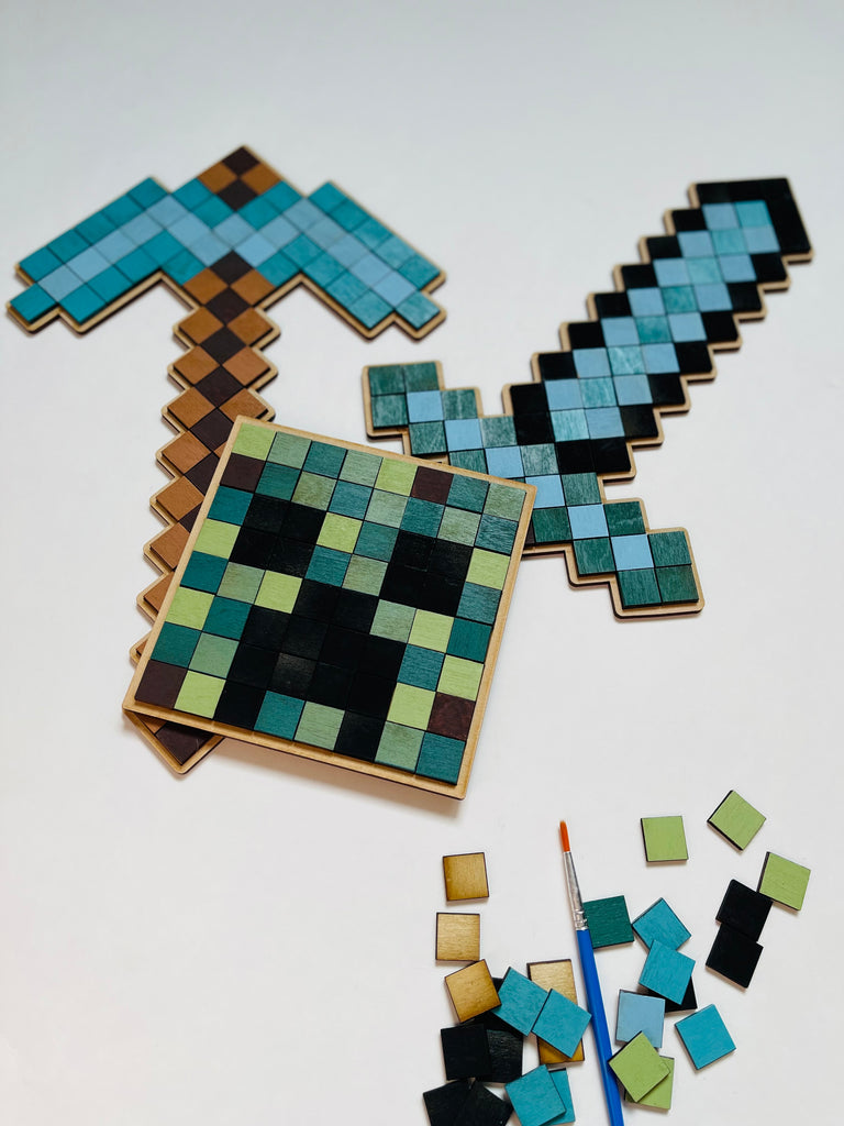 Minecraft Figurines DIY Paint Set Arts and Crafts for Kids by xpwholesale